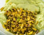 Krem pistacjowy z białą czekoladą – domowy, prosty przepis