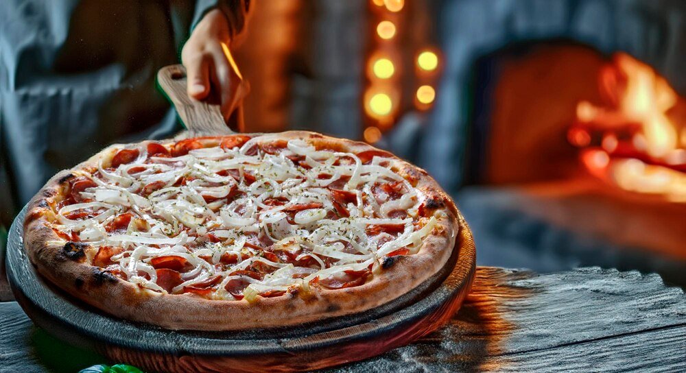 Przepis na pizze na grubym cieście – miękkie i wysokie ciasto jak z pizzerii