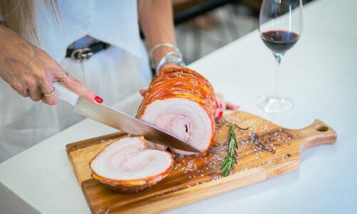 W jakiej temperaturze wędzić mięso?